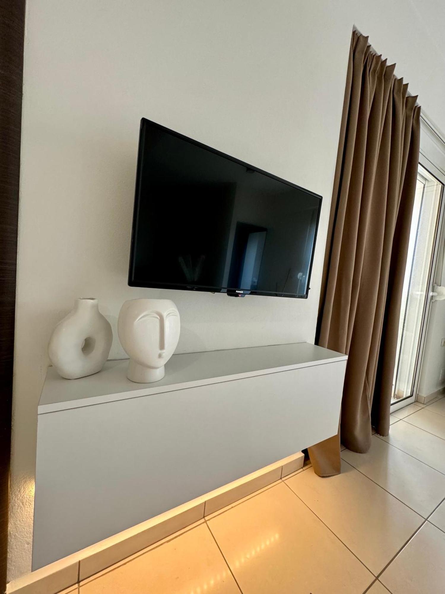 Belaire Luxury Apartment Саранда Экстерьер фото